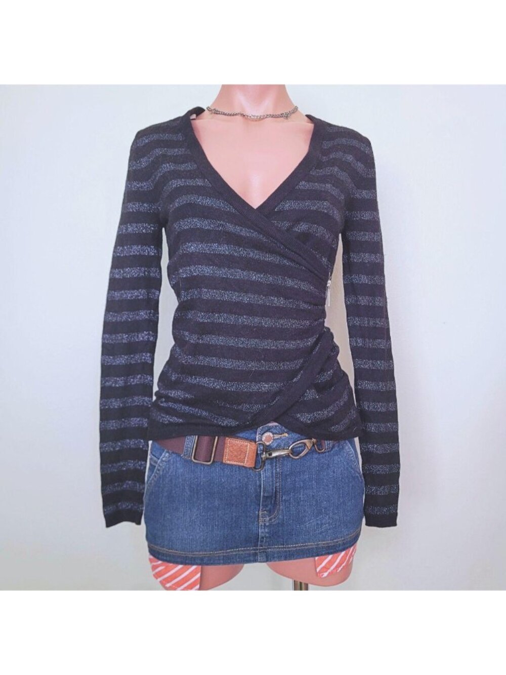 Guess 1981 Vintage Gothic Gliter Stripe V-Neck Wrap Fitted Knit Sweater (S)